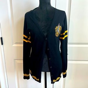 Harry Potter  Warner Bros. Hufflepuff Academia Button Down Cardigan Sweater